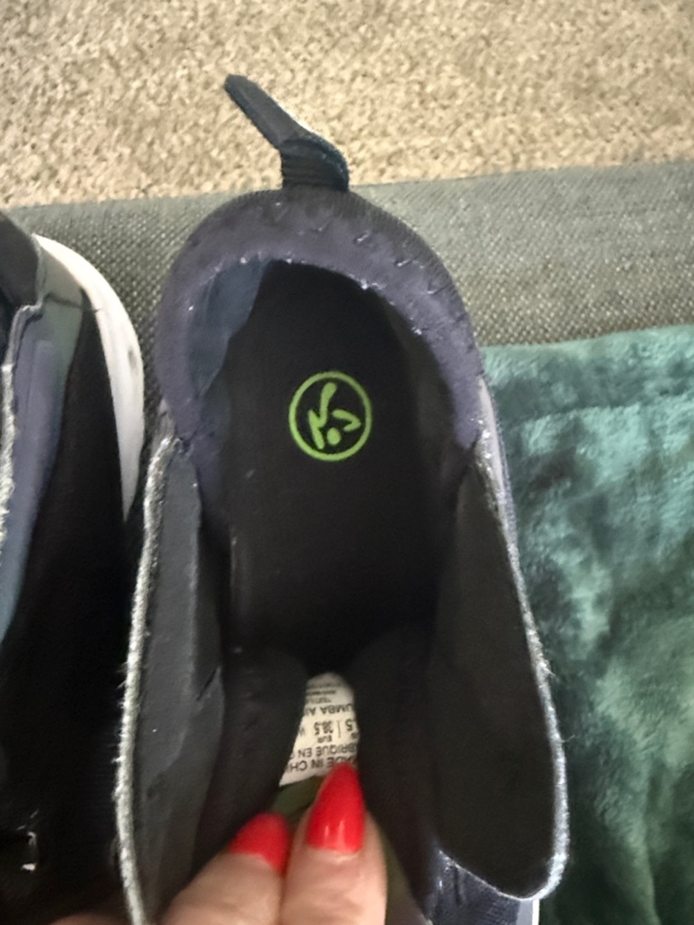 Zumba Fitness Women’s Black Athletic Dance Sneakers - Picture 3 of 9